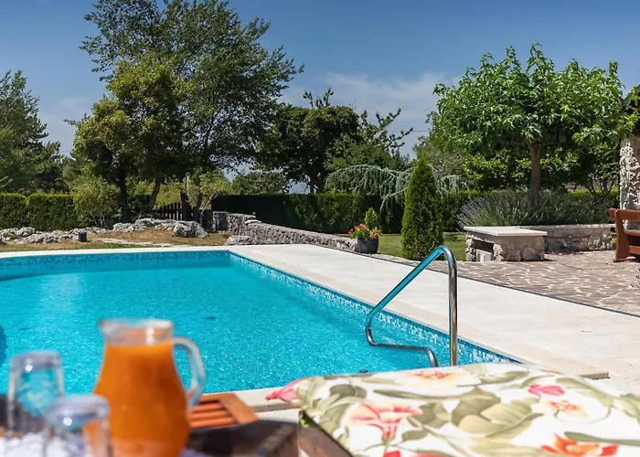 Maria * Lupoglav (Istria)