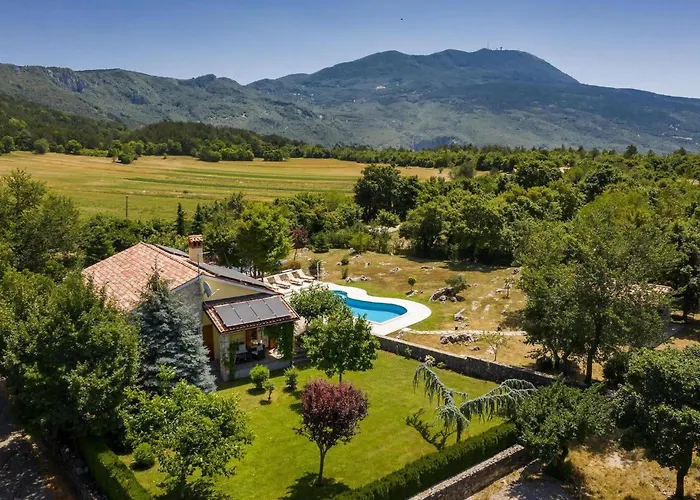 Maria * Lupoglav (Istria)