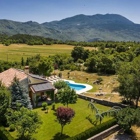 Maria * Lupoglav (Istria)